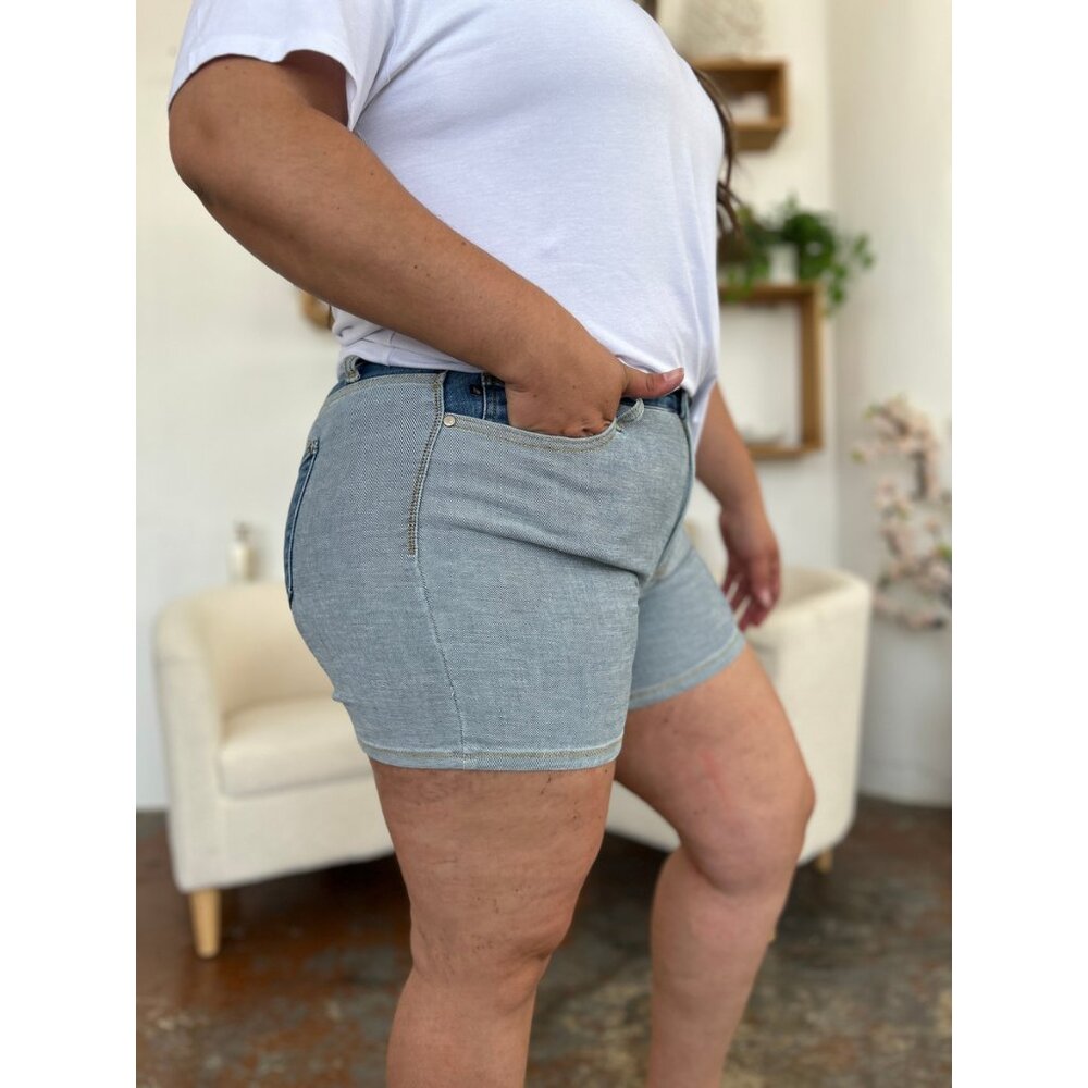 NWT Judy Blue Color Block Denim Shorts, Sizes S - 3X - Picture 8 of 11